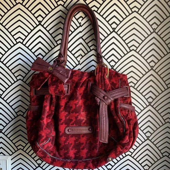 Juicy Couture | Bags | Vintage Juicy Couture Shoulder Bag  display picture 1
